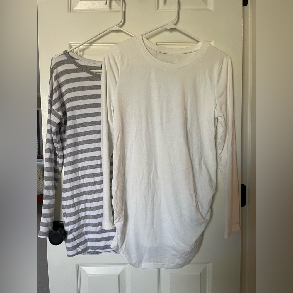 Long Sleeve Maternity Tops (Small)